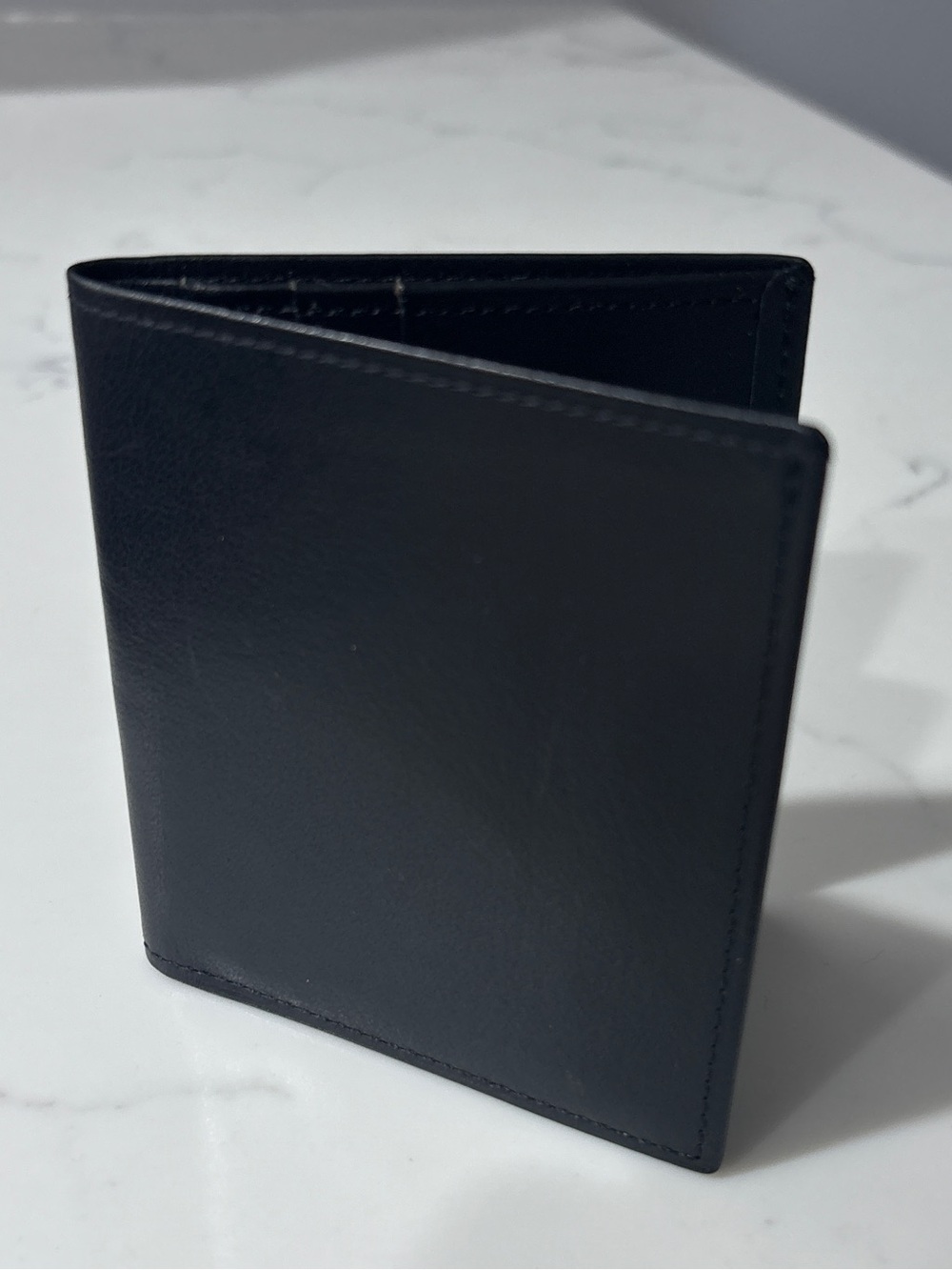 COACH Black Leather Bifold Passcase Wallet ID Window Card Case Minimalist - Picture 2 of 10